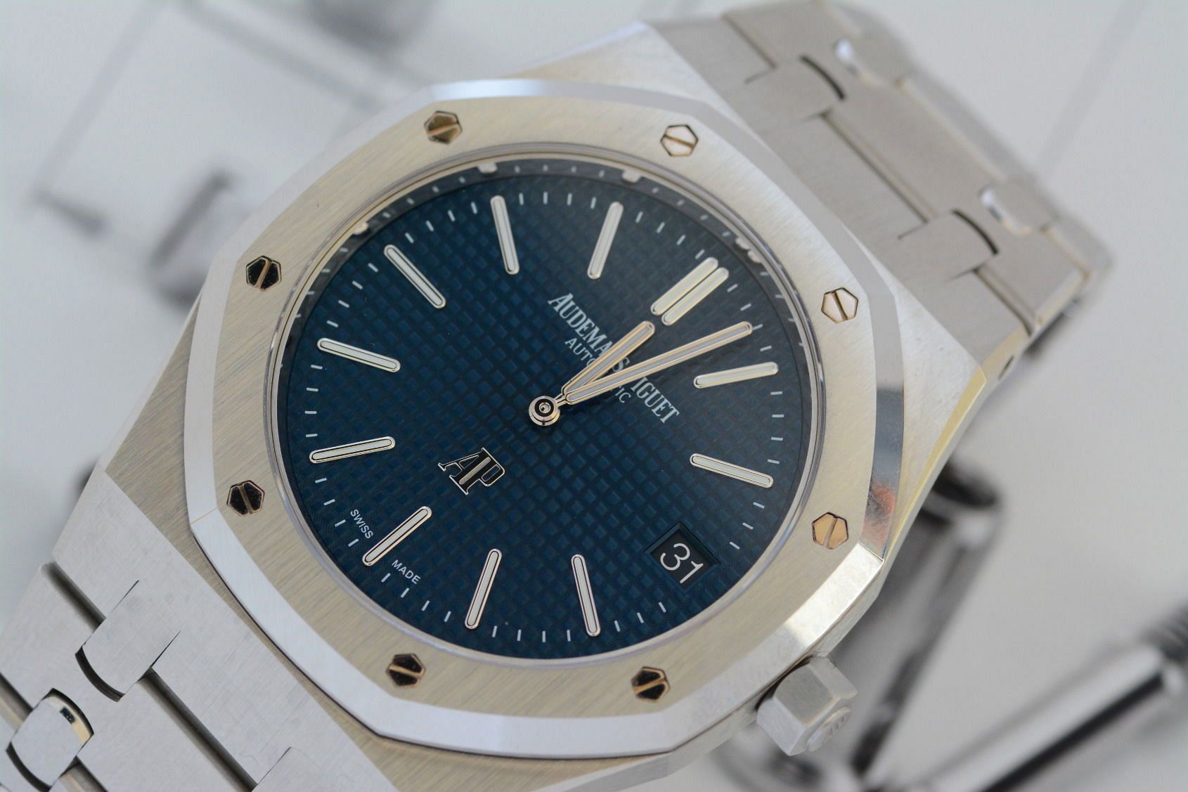 Audemars Piguet Royal Oak “Jumbo” Extra-Thin Ref. 15202ST Replica Orologio